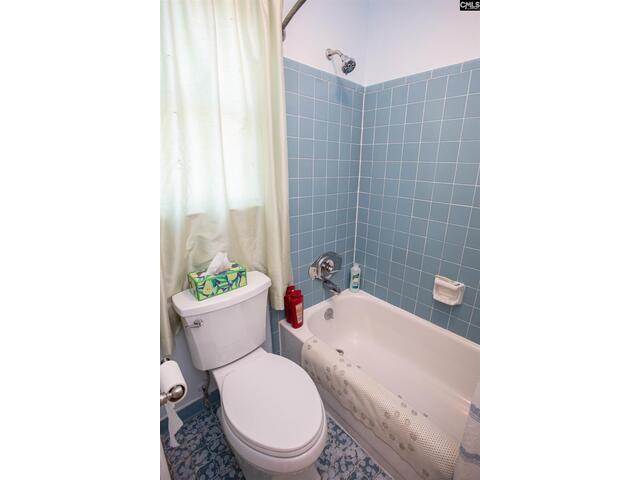 Photo of 1736 Lake Road