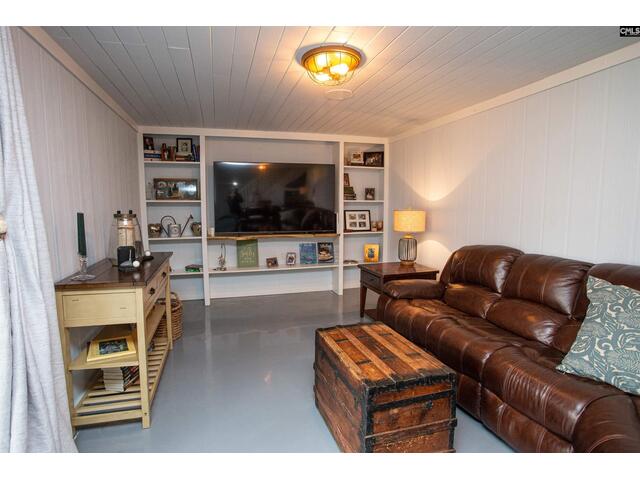 Photo of 1736 Lake Road