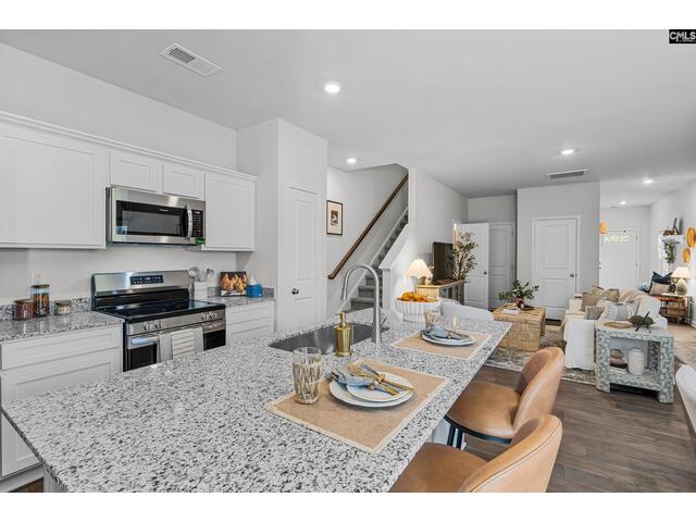 Photo of 307 Ocala Drive