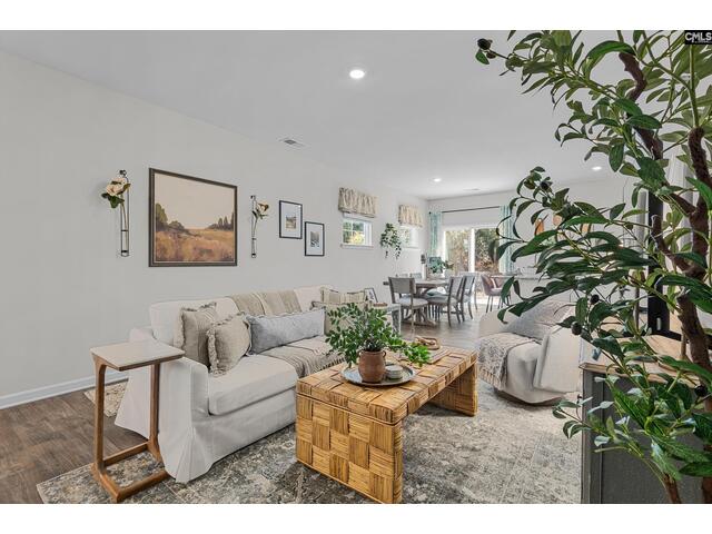 Photo of 307 Ocala Drive