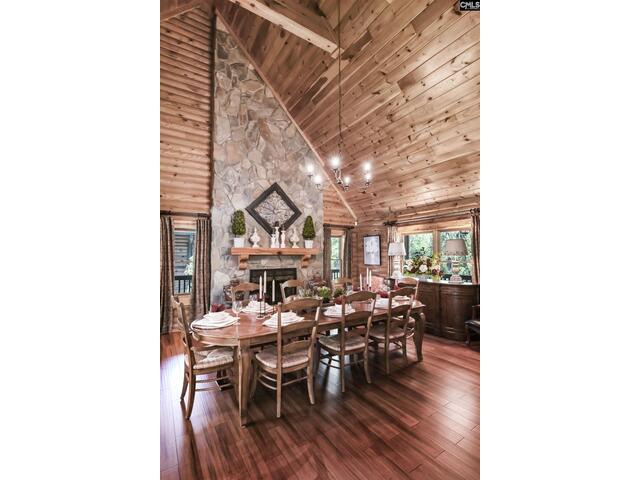 Photo of 560 Beaver Creek Road Photo of 560 Beaver Creek Road