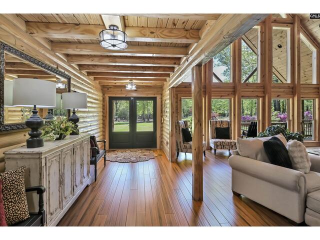 Photo of 560 Beaver Creek Road Photo of 560 Beaver Creek Road
