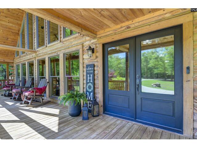 Photo of 560 Beaver Creek Road Photo of 560 Beaver Creek Road
