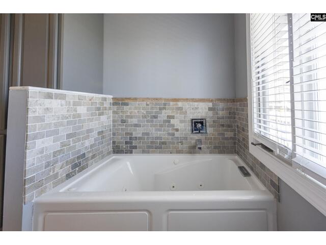 Photo of 1045 Jones Road