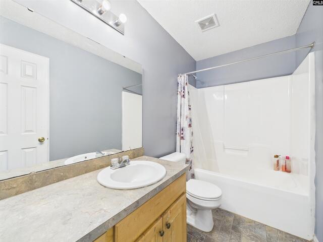 Photo of 40 Driftwood Avenue Photo of 40 Driftwood Avenue