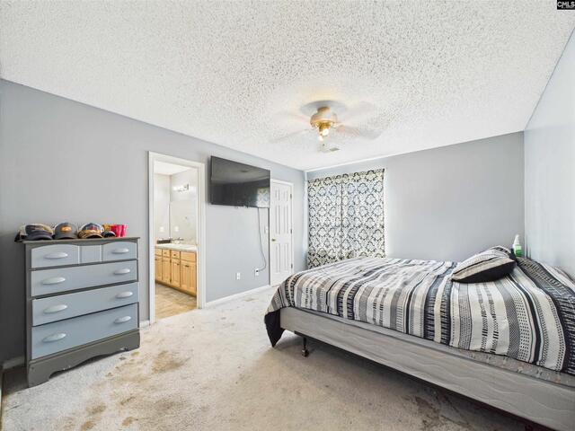 Photo of 40 Driftwood Avenue Photo of 40 Driftwood Avenue