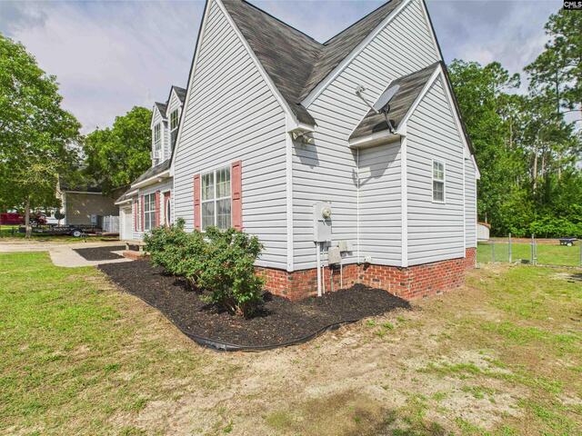 Photo of 40 Driftwood Avenue Photo of 40 Driftwood Avenue