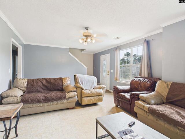 Photo of 40 Driftwood Avenue Photo of 40 Driftwood Avenue