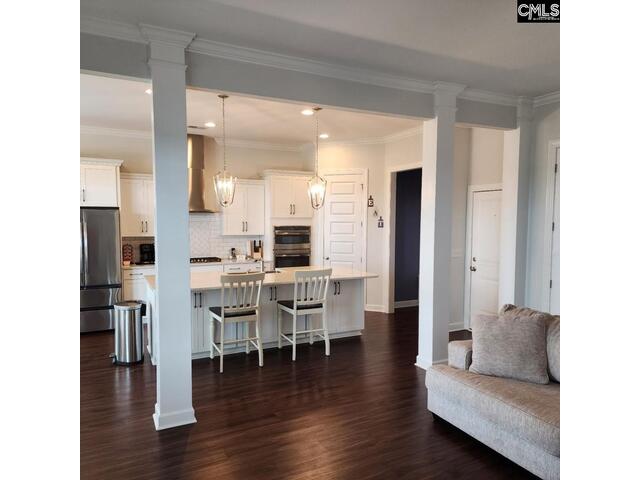 Photo of 544 Montrose Drive Photo of 544 Montrose Drive