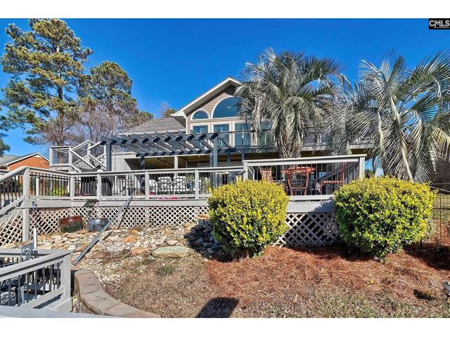 Photo of 124 Cove Court Photo of 124 Cove Court