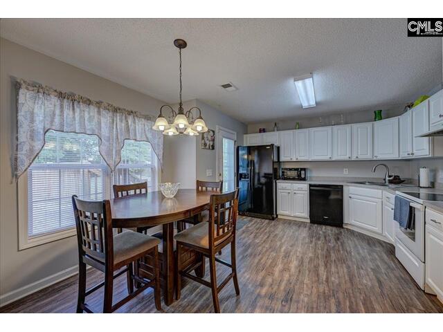 Photo of 27 LACEBARK Lane Photo of 27 LACEBARK Lane