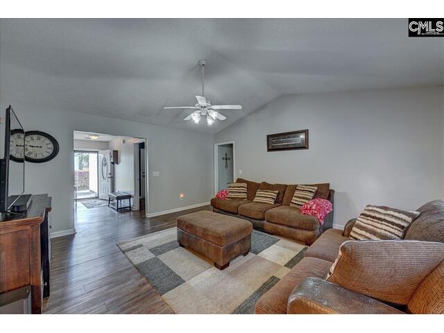 Photo of 27 LACEBARK Lane Photo of 27 LACEBARK Lane