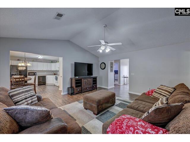 Photo of 27 LACEBARK Lane Photo of 27 LACEBARK Lane