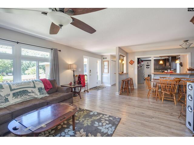 Photo of 1005 Sunnyhill Drive Photo of 1005 Sunnyhill Drive