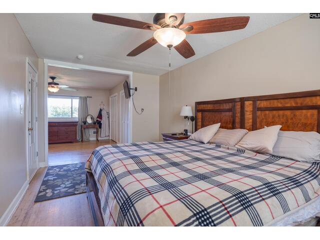 Photo of 1005 Sunnyhill Drive Photo of 1005 Sunnyhill Drive
