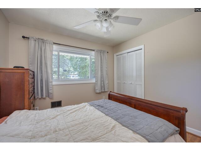 Photo of 1005 Sunnyhill Drive Photo of 1005 Sunnyhill Drive