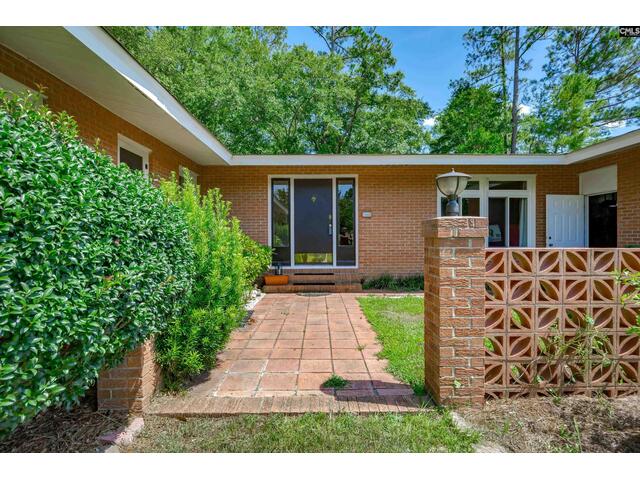 Photo of 1005 Sunnyhill Drive Photo of 1005 Sunnyhill Drive