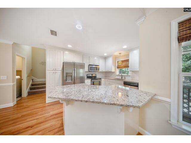 Photo Of 5 Pin Oak Court Photo of 5 pin oak court