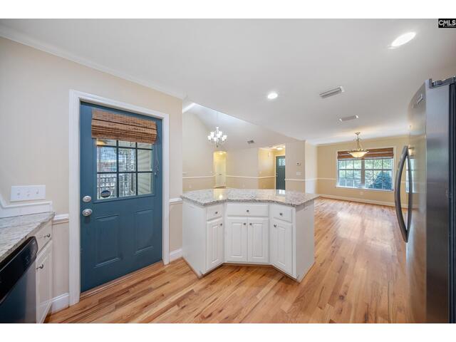 Photo Of 5 Pin Oak Court Photo of 5 pin oak court