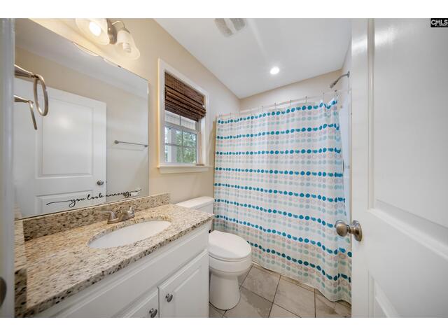 Photo Of 5 Pin Oak Court Photo of 5 pin oak court