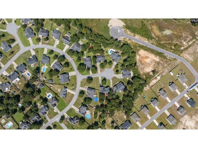 Photo Of 5 Pin Oak Court Photo of 5 pin oak court