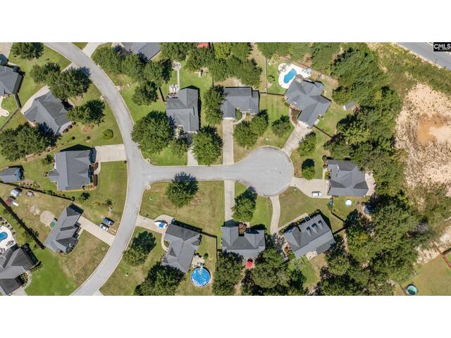Photo Of 5 Pin Oak Court Photo of 5 pin oak court