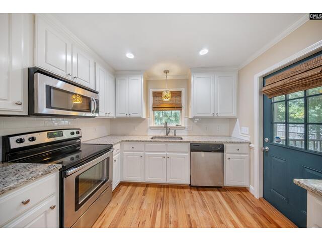Photo Of 5 Pin Oak Court Photo of 5 pin oak court