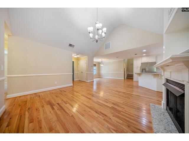 Photo Of 5 Pin Oak Court Photo of 5 pin oak court