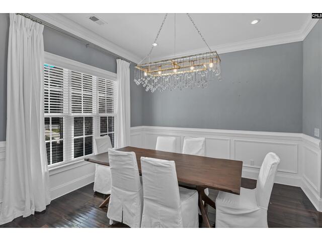 Photo of 141 BELLELAKE Court Photo of 141 BELLELAKE Court