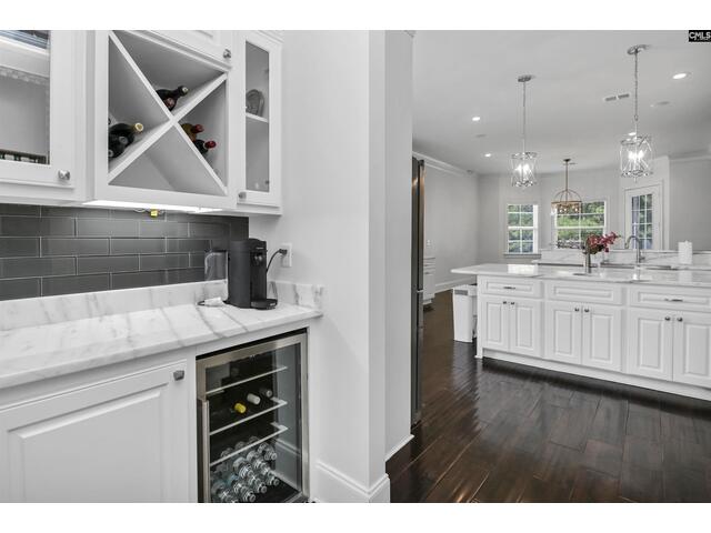 Photo of 141 BELLELAKE Court Photo of 141 BELLELAKE Court