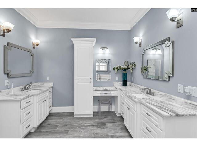 Photo of 141 BELLELAKE Court Photo of 141 BELLELAKE Court