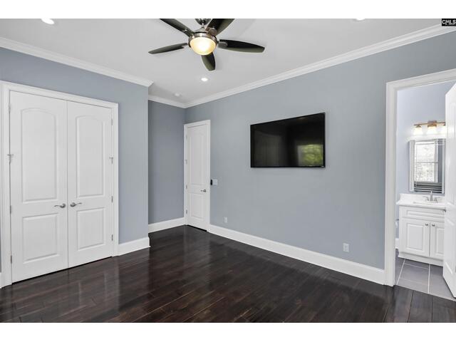 Photo of 141 BELLELAKE Court Photo of 141 BELLELAKE Court