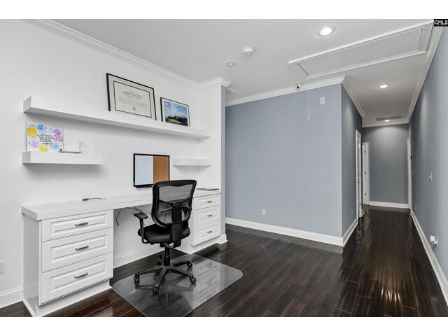 Photo of 141 BELLELAKE Court Photo of 141 BELLELAKE Court