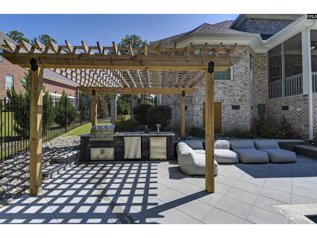 Photo of 141 BELLELAKE Court Photo of 141 BELLELAKE Court