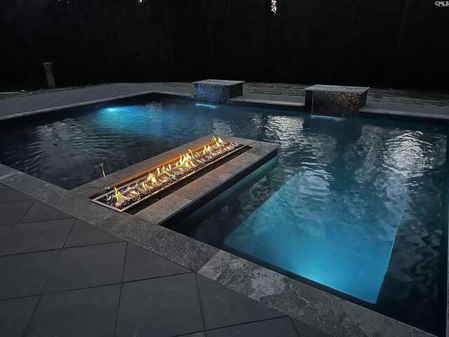 Photo of 141 BELLELAKE Court Photo of 141 BELLELAKE Court