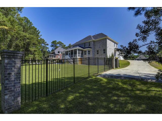 Photo of 141 BELLELAKE Court Photo of 141 BELLELAKE Court