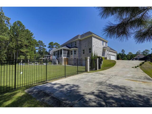 Photo of 141 BELLELAKE Court Photo of 141 BELLELAKE Court