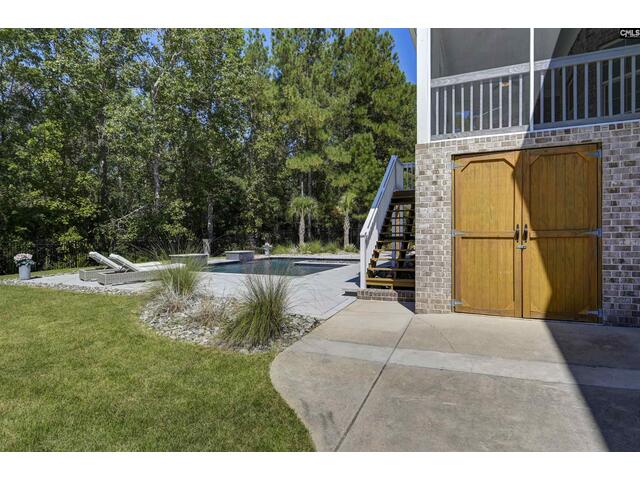 Photo of 141 BELLELAKE Court Photo of 141 BELLELAKE Court