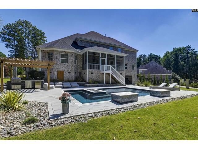 Photo of 141 BELLELAKE Court