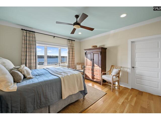 Photo of 215 Power Point Lane