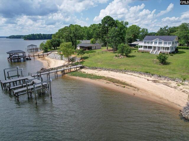 Photo of 2439 Singleton Point