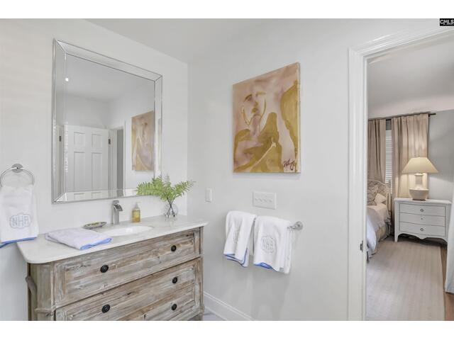 Photo of 4724 Lockewood Lane Photo of 4724 Lockewood Lane