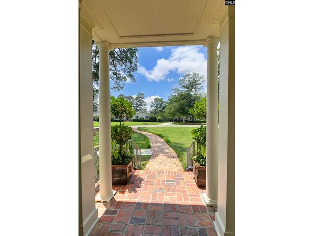 Photo of 4724 Lockewood Lane Photo of 4724 Lockewood Lane