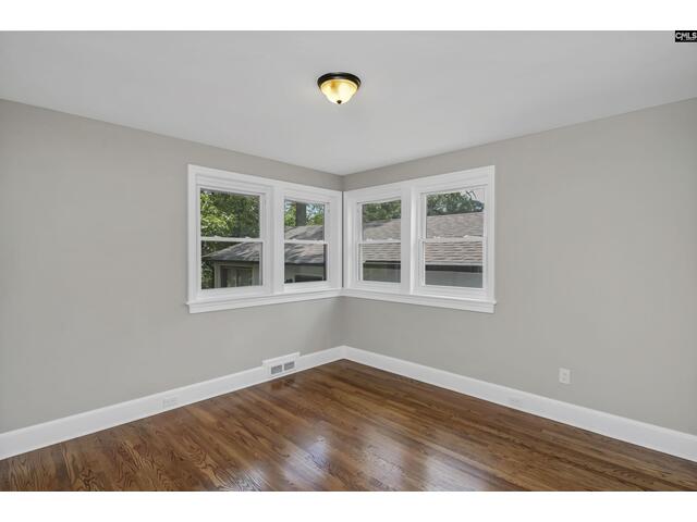 Photo Of 4664 Sylvan Drive Photo of 4664 sylvan drive