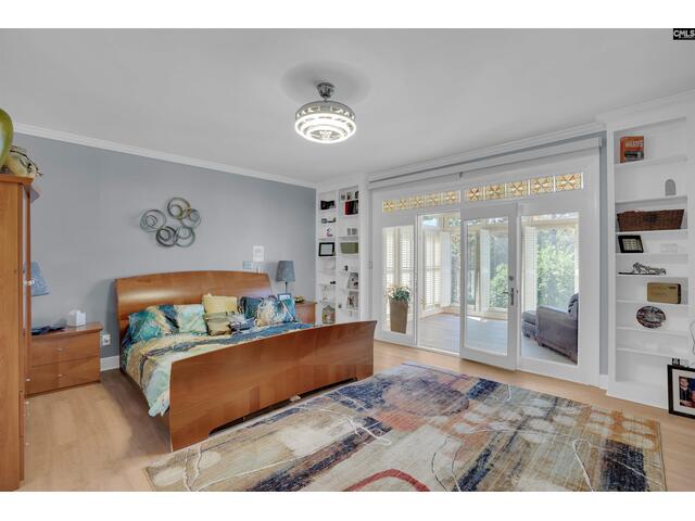 Photo of 307 E Springs Road Photo of 307 E Springs Road