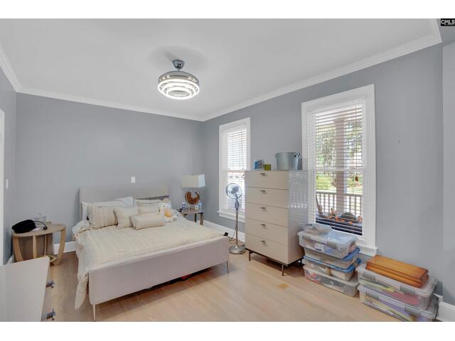 Photo of 307 E Springs Road Photo of 307 E Springs Road