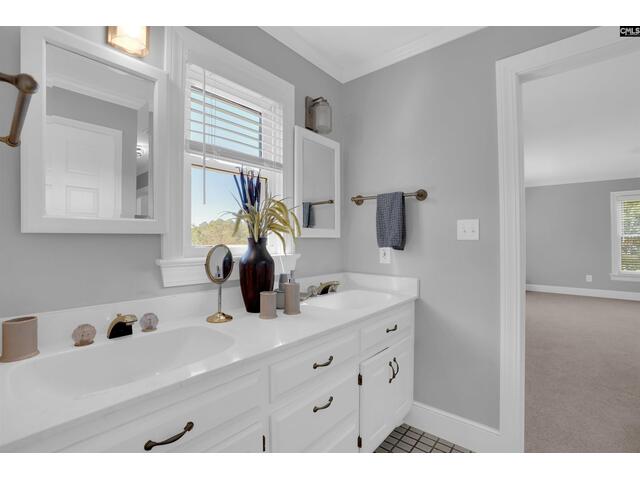 Photo of 307 E Springs Road Photo of 307 E Springs Road