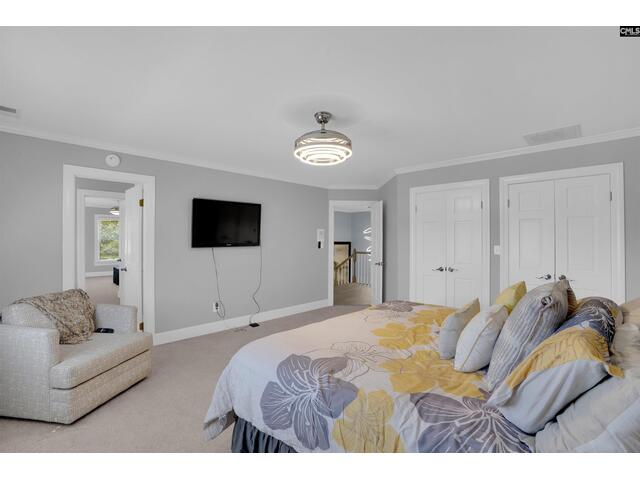 Photo of 307 E Springs Road Photo of 307 E Springs Road