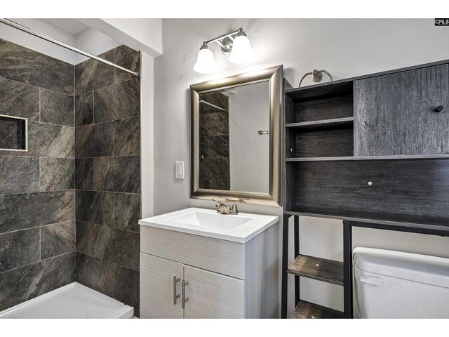 Photo of 1127 Shirlington Road