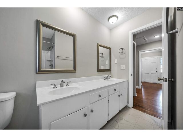 Photo of 1127 Shirlington Road